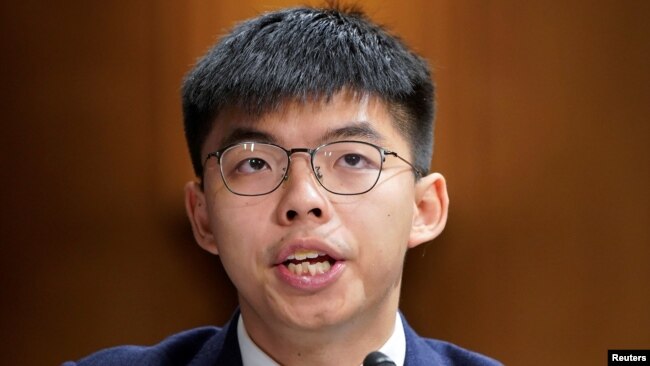资料照片-香港活动人士黄之锋在华盛顿国会山出席关于香港抗议活动的国会听证会。(2019年9月17日)