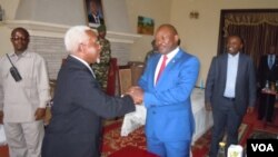 Le président burundais Pierre Nkurunziza rencontre les représentants du Conseil de sécurité de l'ONU, le 22 janvier 2016.