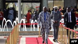 Le président burkinabè Roch Marc Christian Kabore dans son Palais présidentiel, à Ouagadougou, le 28 novembre 2017.