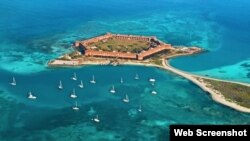 Amerikanın Dry Tortugas Milli Parkının gözəl mənzərələri