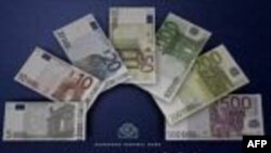 Almanlar Mark'ı Geri İstiyor