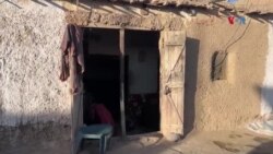 پاکستان کې د يو افغان کډوال د خوليو مینځلو کاروبار
