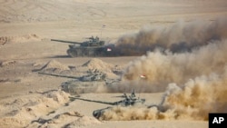 Afg'on chegarasi yaqinida Rossiya, O'zbekiston va Tojikiston harbiy mashg'ulotlari jarayoni. 10-avgust, 2021.