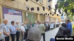 تجمع بازنشستگان مخابرات اصفهان (دوشنبه ۵ مرداد)