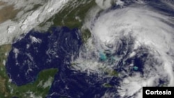 Imagen del huracán Sandy captada por un satélite cuando se hallaba sobre Bahamas (foto: NASA GOES Project).