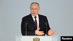 Presiden Rusia Vladimir Putin mengumumkan bahwa Rusia akan mengakhiri keikutsertaan dalam persetujuan START (Strategic Arms Reduction) yang baru dengan AS. 