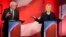 星期四晚上，美国民主党总统参选人希拉里·克林顿和桑德斯在新罕布什尔州城市达勒姆举行辩论会。