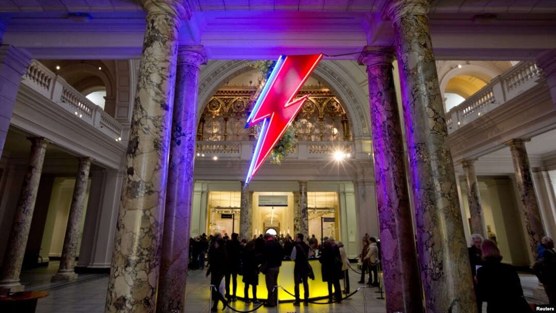 DAVID BOWIE IS INSIDE 　V&A 2178bb59-1080-4e50-a08f-