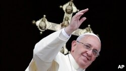 Papa Francis bu yıl ilk Noel konuşmasında Ateistler'e de işbirliği çağrısı yaptı
