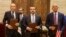 از چپ به راست: ایمن صفدی و اسعد شیبانی، وزیران امور خارجه اردن و سوریه، در کنار تام باراک، نماینده ویژه آمریکا در امور عراق و سوریه