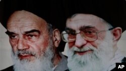 Ajatola Homeini i Ajatola ali Hamenei, lideri iranske revolucije