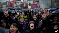 "Miércoles Negro" por la justicia para las mujeres