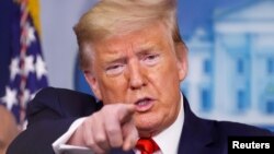 Президент Дональд Трамп під час брифінгу у Білому домі