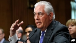 El secretario de Estado de EE.UU. Rex Tillerson testificó en la Comisión de Relaciones Exteriores del Senado, sobre el presupuesto solicitado por la Casa Blanca para su agencia.
