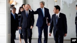 Para Menlu G-7 dalam pertemuan di Hiroshima, Senin (11/4).