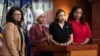 Desde la izquierda, las legisladoras demócratas Rashida Tlaib,} de Michigan, Ilhan Omar, de Minnesota, Alexandria Ocasio-Cortez, de Nueva York, y Ayanna Pressley, de Massachusetts, en conferencia de prensa en Washington, el lunes 15 de julio de 2019. 