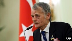 Мустафа Джемилев