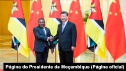 Presidente moçambique, Filipe Nyusi, e Presidente chinês Xi Jimping, em Pequim