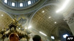 Польща просить Ватикан примусити замовчати непокірного священика