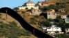 Trump akan Tambah 10 Ribu Petugas Imigrasi dan Bangun Tembok di Perbatasan AS-Meksiko