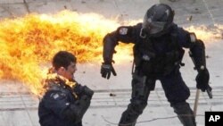 Επεισόδια κατά την συγκέντρωση διαμαρτυρίας στην Αθήνα