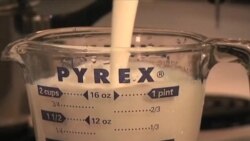 İstiliyə dözümlü Pyrex şüşə qabları 100 yaşını qeyd edir