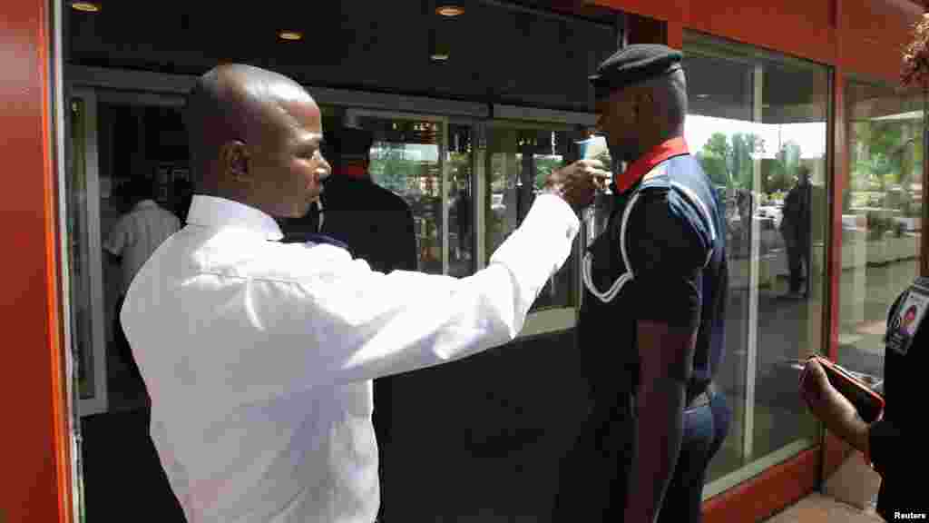 Cutar Ebola da Transcorp Hilton hotel a Abuja.