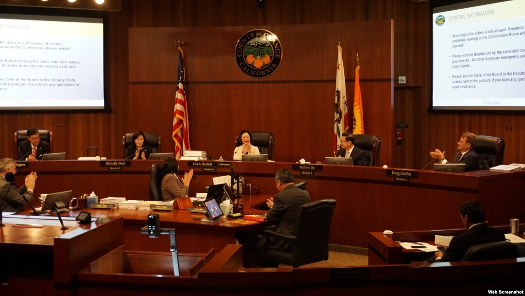 Một buổi họp của Hội đồng Quận Cam, bang California. Photo OCgov.com
