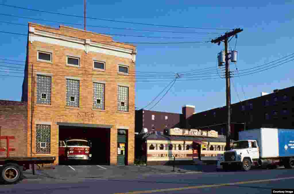 Miss Albany Diner di Albany, New York.&nbsp;(Foto: Richard J.S. Gutman)