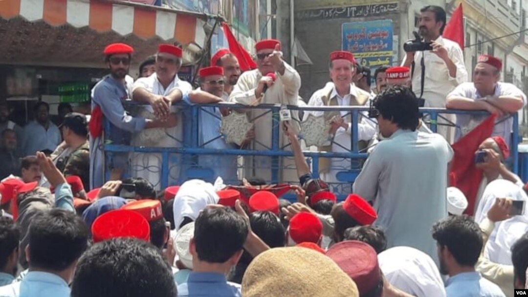 اسفنديار ولي خان 