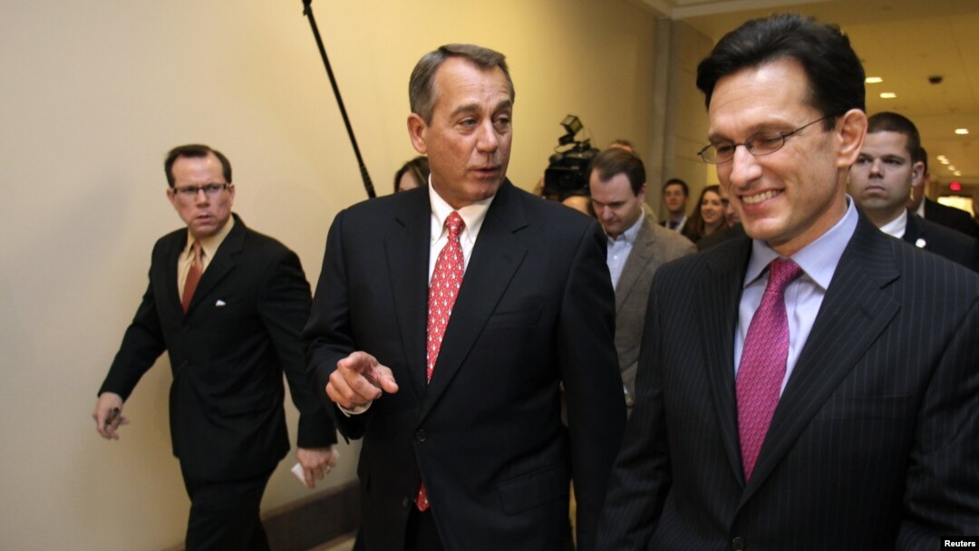 El presidente y el líder de la mayoría repiblicana en la Cámara de Representantes, John Boehner, y Eric Cantor.