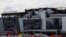 ARCHIVO: Una vista de la sala de concierto Crocus City Hall, en las afueras de Moscú, después del ataque terrorista y el incendio que consumió la instalación, el 26 de marzo de 2024.