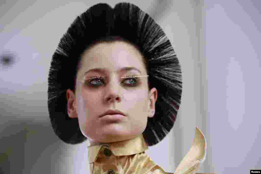 اس فیشن شو میں ملبوسات کے علاوہ ثقافت کو اجاگر کرنے کی کوشش کی گئی۔