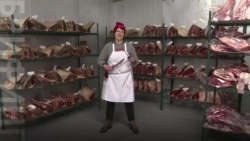 Женщина-мясник