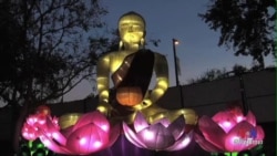 Larger Than Life Chinese Lanterns Make Southern California Appearance