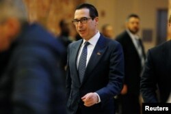 Steven Mnuchin, national finance chairman for Republican president-elect Donald Trump, arrives at Trump Tower in New York, Nov. 15, 2016.