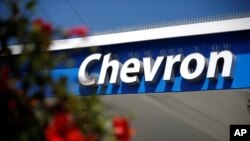 ARCHIVO - La renovación de la licencia de Chevron se da en un momento en que las expectativas eran altas debido a los recientes acercamientos entre Washington y Caracas.