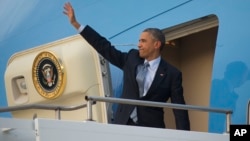 Presiden AS Barack Obama meninggalkan Australia untuk kembali ke Washington DC (16/11).