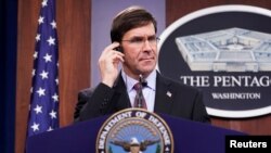 El secretario de Defensa de EE.UU., Mark Esper, exprea apoyo a Colombia por su ayuda a los venezoelanos que han emigrado.