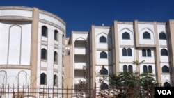 Housing and classrooms for the Khatam al Nabeyeen Mosque and madrassah in Kabul spread across several blocks. The center is said to teach a curriculum similar to that taught in Iran. (S. Behn/VOA)