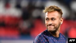 Neymar lors d'un match entre le PSG et Lyon, France, le 7 octobre 2018