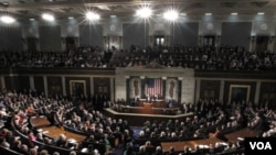 Presiden Amerika Barack Obama menyampaikan pidato kenegaraan tahunan di Capitol Hill, Gedung DPR Amerika di Washington DC (24/1).