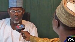 Farfesa Attahiru Jega da Ibrahim Alfa Ahmed.