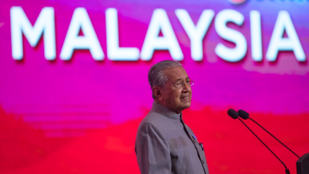 Malaysia S New Government Survives Tough First Year