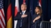 Tổng thong Donald Trump&nbsp;và&nbsp;Đệ nhất phu nhân&nbsp;Melania Trump tham gia vào lễ tưởng nhiệm chuyến bay 93 ở Shanksville, bang <span>Pennsylvania vào ngày 11/9 năm 2018</span>
