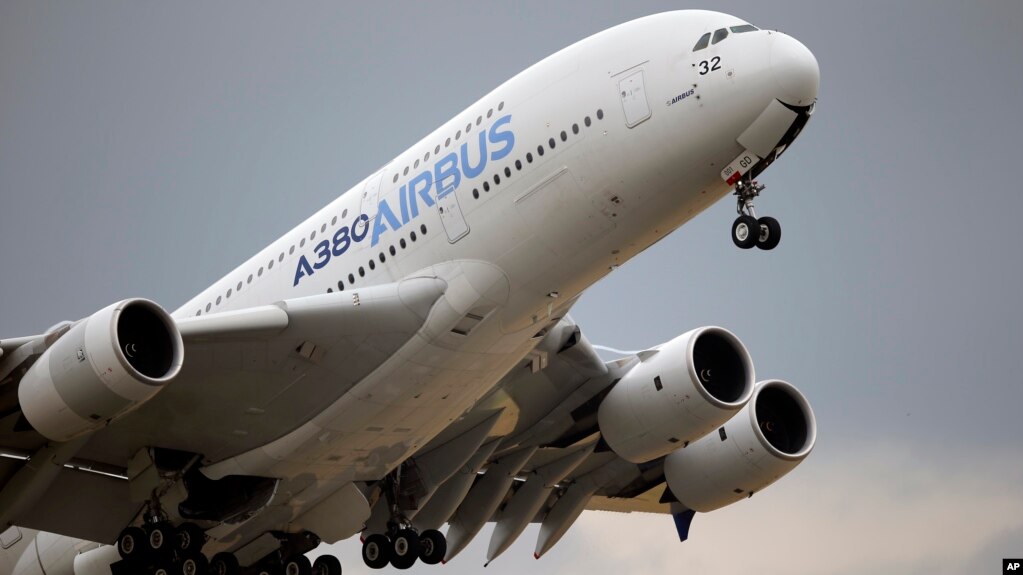 Máy bay A380.