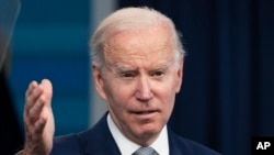 El presidente de EEUU, Joe Biden, advirtió que aun hay que mantenerse vigilante con la pandemia.