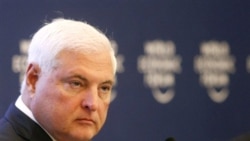 Un empresario le habría regalado un helicóptero de lujo al presidente Ricardo Martinelli.