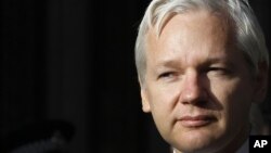 Julian Assange permanece en la embajada de Ecuador en Londres desde el 19 de junio.