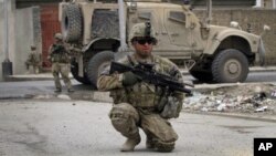 Un soldat américain à Kandahar (sud de l'Afghanistan) le 14 avril 2011